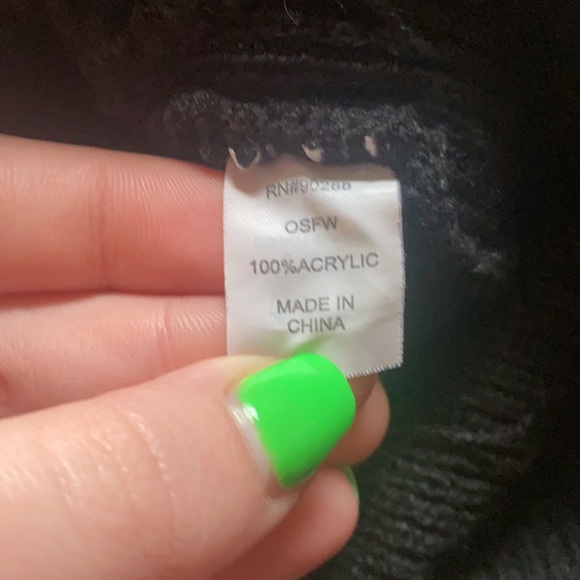 Adidas Black and Gold Knit Beanie Hat - Picture 4 of 4